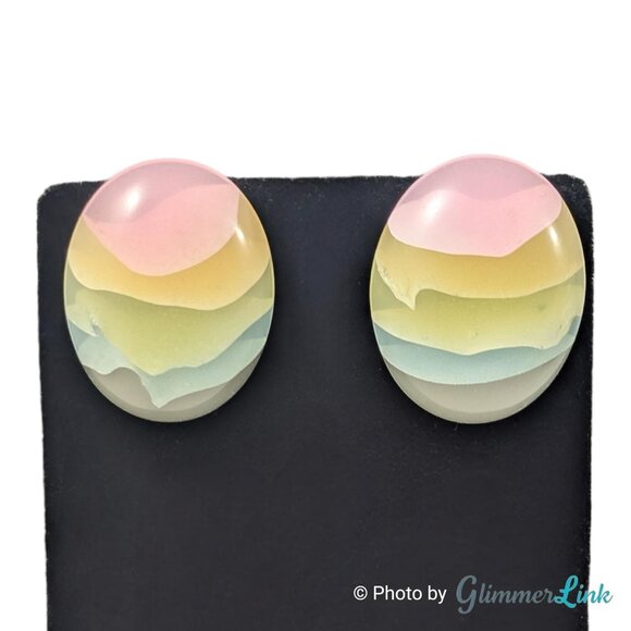 Vintage Lucite Pastel Stripe Oval Earrings 1980s Pink Yellow Green Blue - Picture 3 of 8